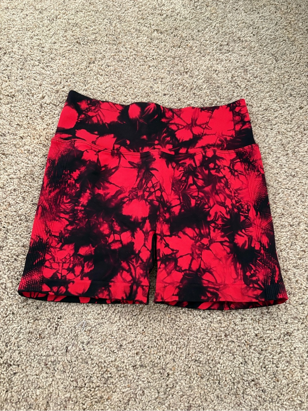Athletic shorts women’s large